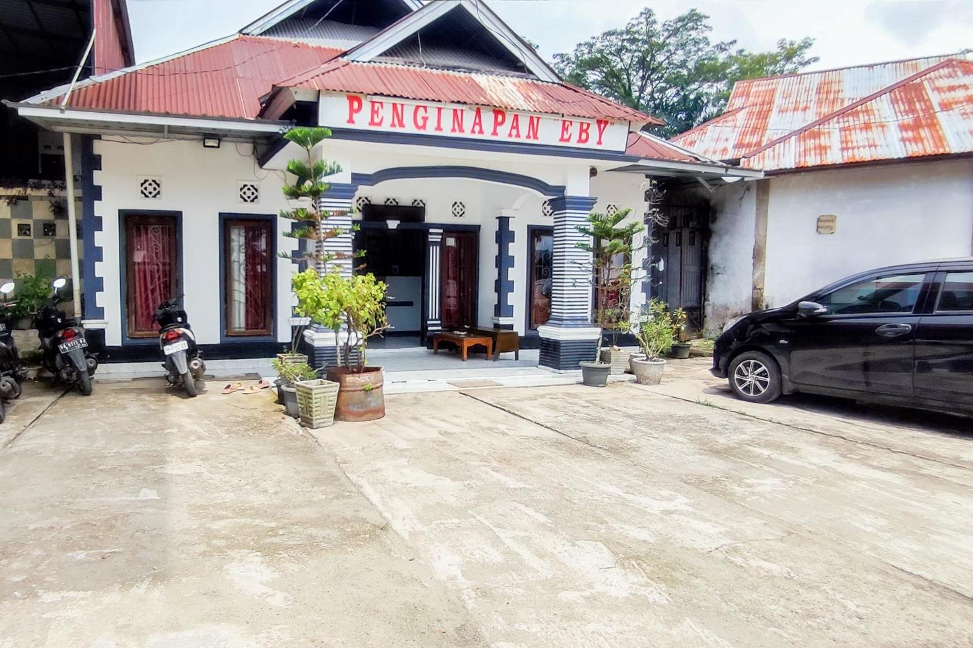 Reddoorz Syariah At Penginapan Eby Padang Ngoại thất bức ảnh