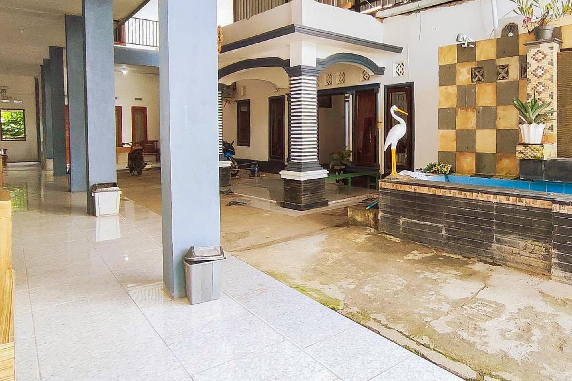 Reddoorz Syariah At Penginapan Eby Padang Ngoại thất bức ảnh