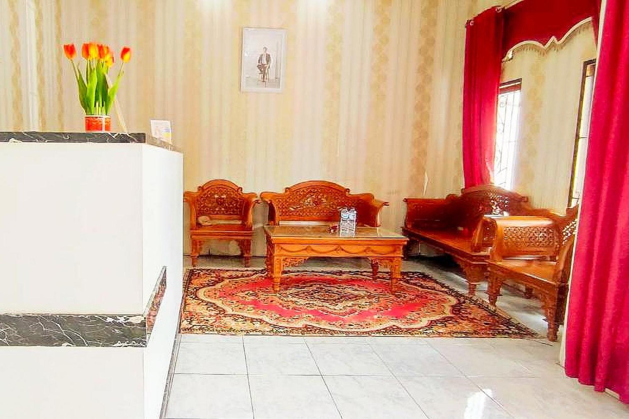 Reddoorz Syariah At Penginapan Eby Padang Ngoại thất bức ảnh